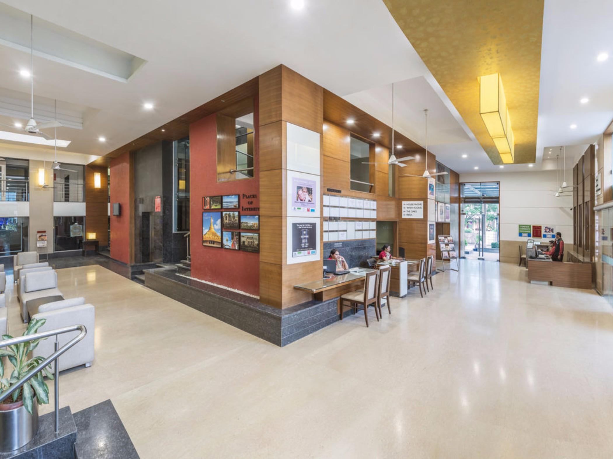 Gcc Hotel And Club Mira-Bhayandar Exterior foto